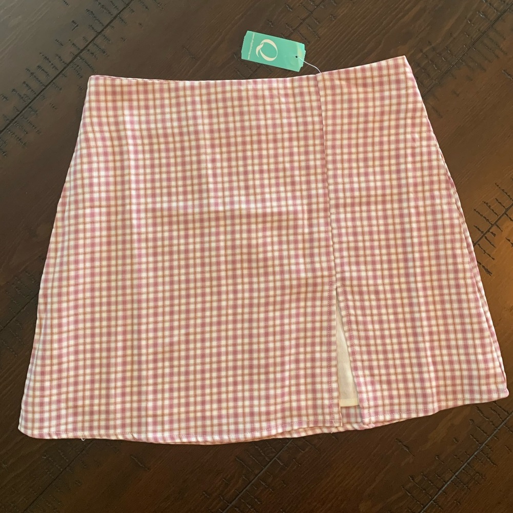 HYFVE skirt from the Q, size medium, pink
